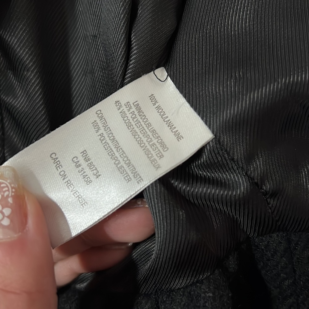 BCBG Maxazria blazer 100% wool - Picture 8 of 12